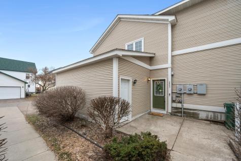 2923 Hemingway Drive Chaska MN 55318