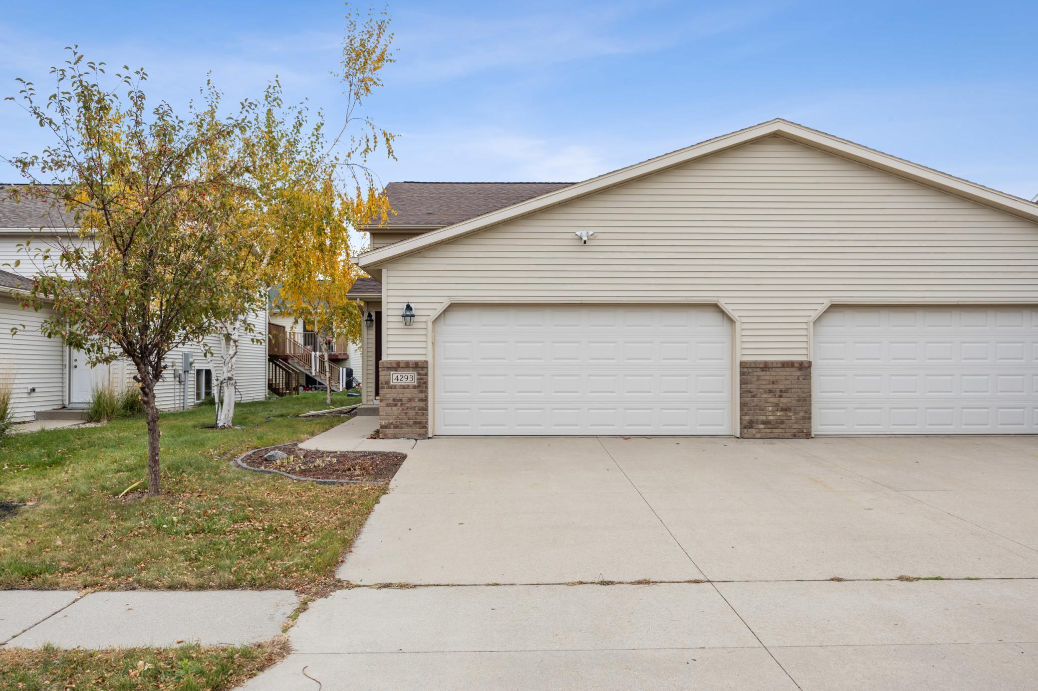 4293 39 1/2 Avenue S Fargo ND 58104