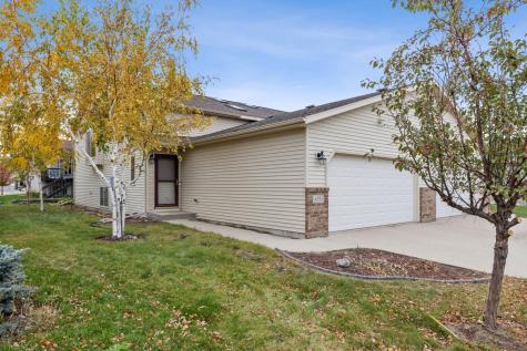4293 39 1/2 Avenue S Fargo ND 58104