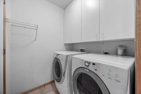 4293 39 1/2 Avenue S Fargo ND 58104