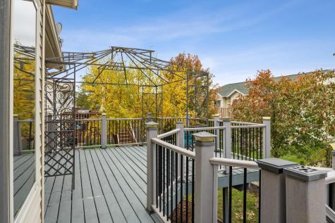 4293 39 1/2 Avenue S Fargo ND 58104