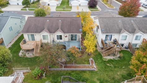 4293 39 1/2 Avenue S Fargo ND 58104