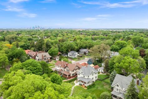 1617 Summit Avenue Saint Paul MN 55105