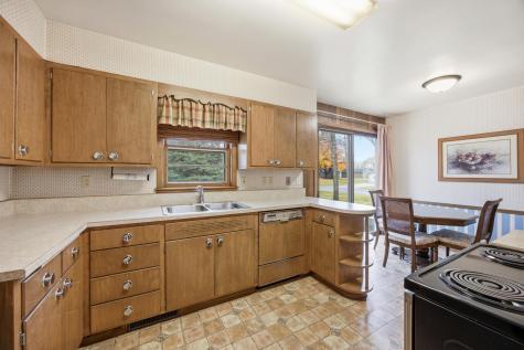 1720 12th Street S Moorhead MN 56560