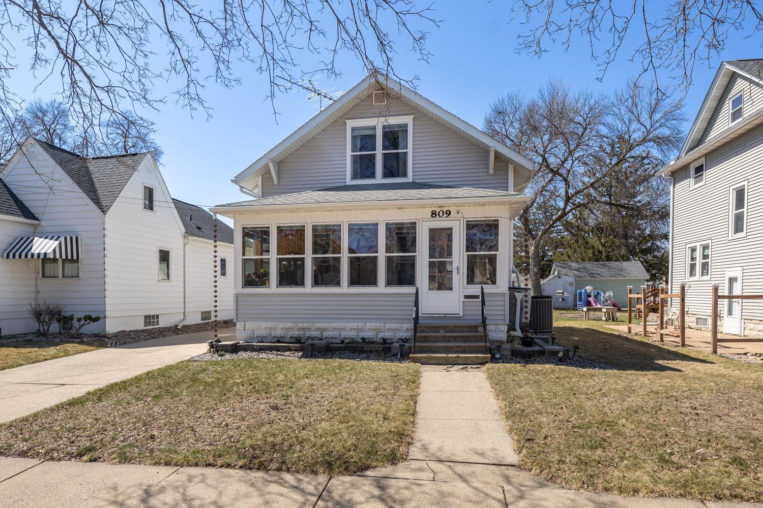 809 5th Street NW Austin MN 55912