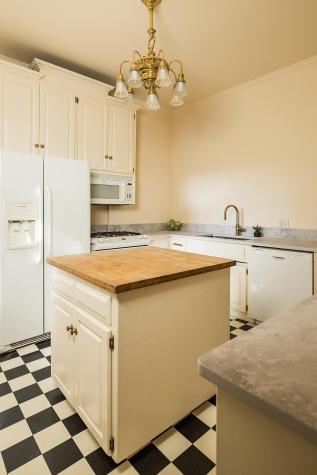 11 Summit Court Saint Paul MN 55102