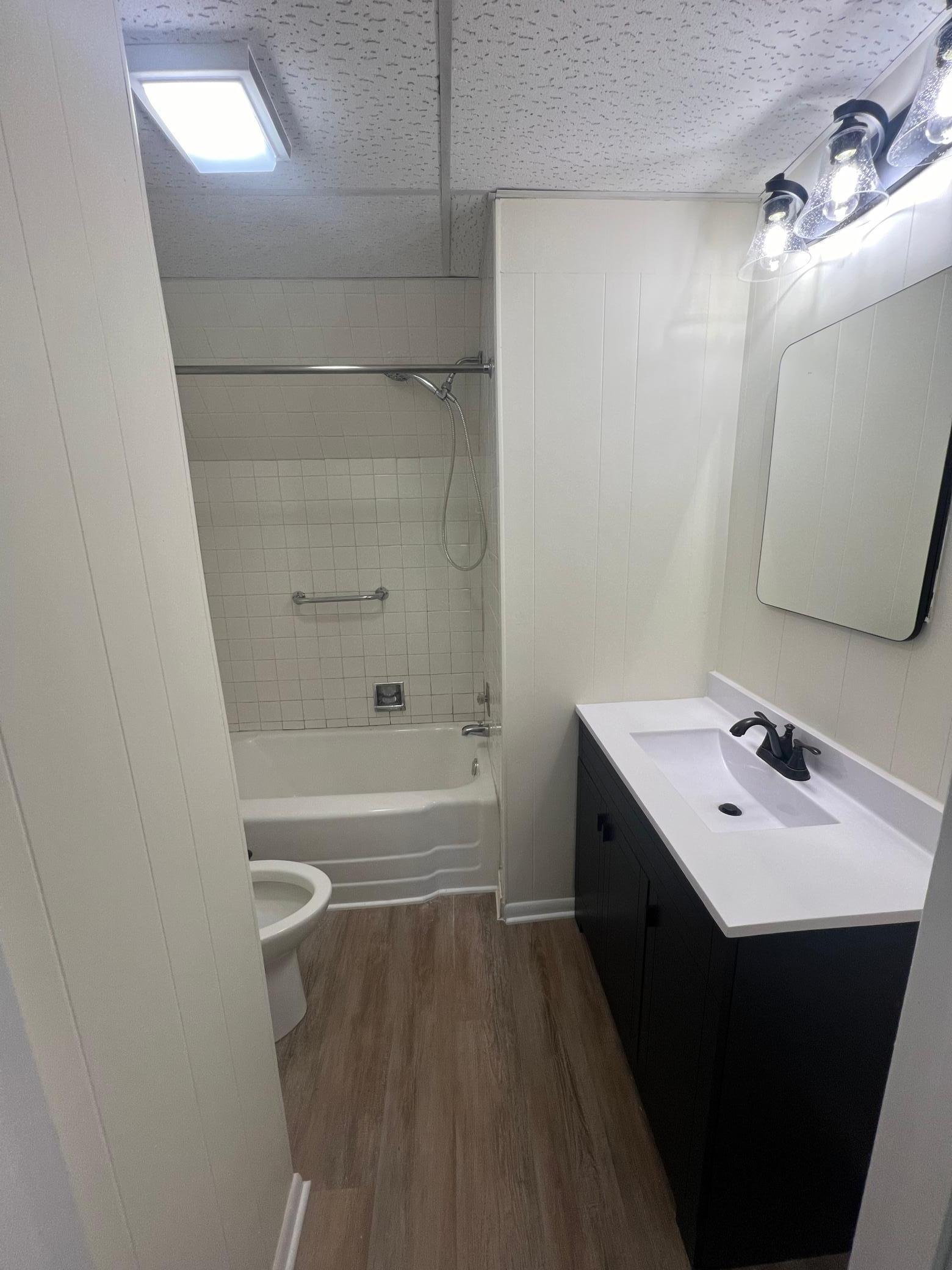 202 W Laurel Street Arco MN 56113