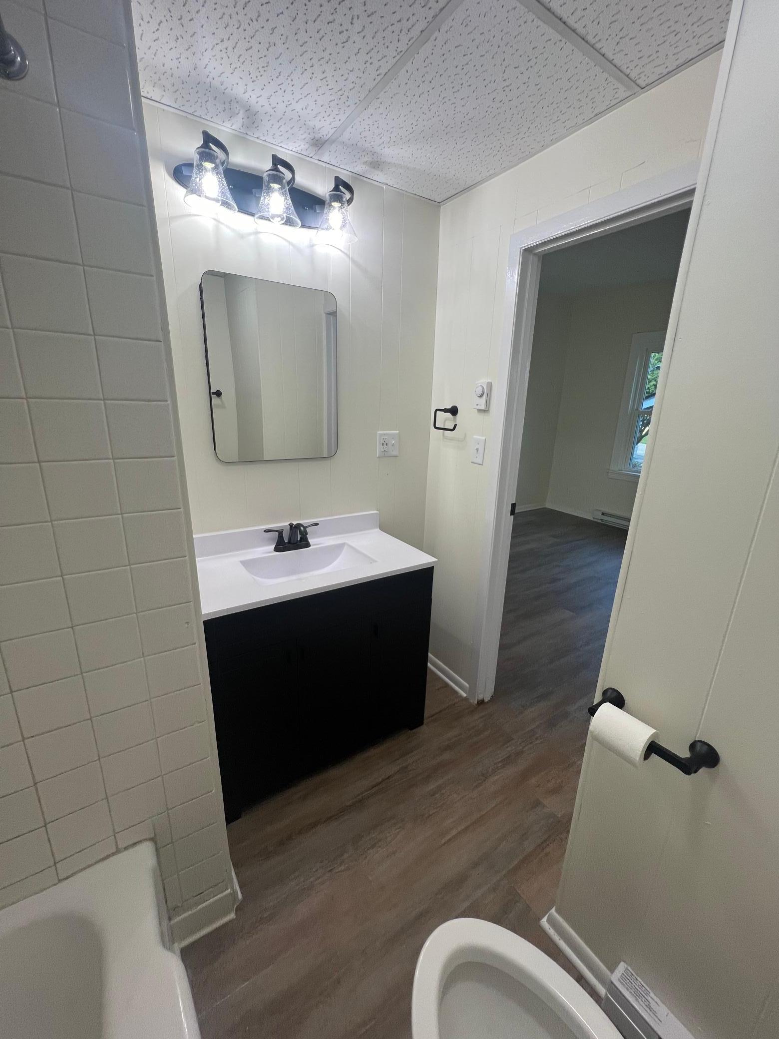 202 W Laurel Street Arco MN 56113