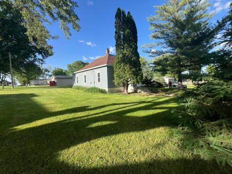 202 W Laurel Street Arco MN 56113