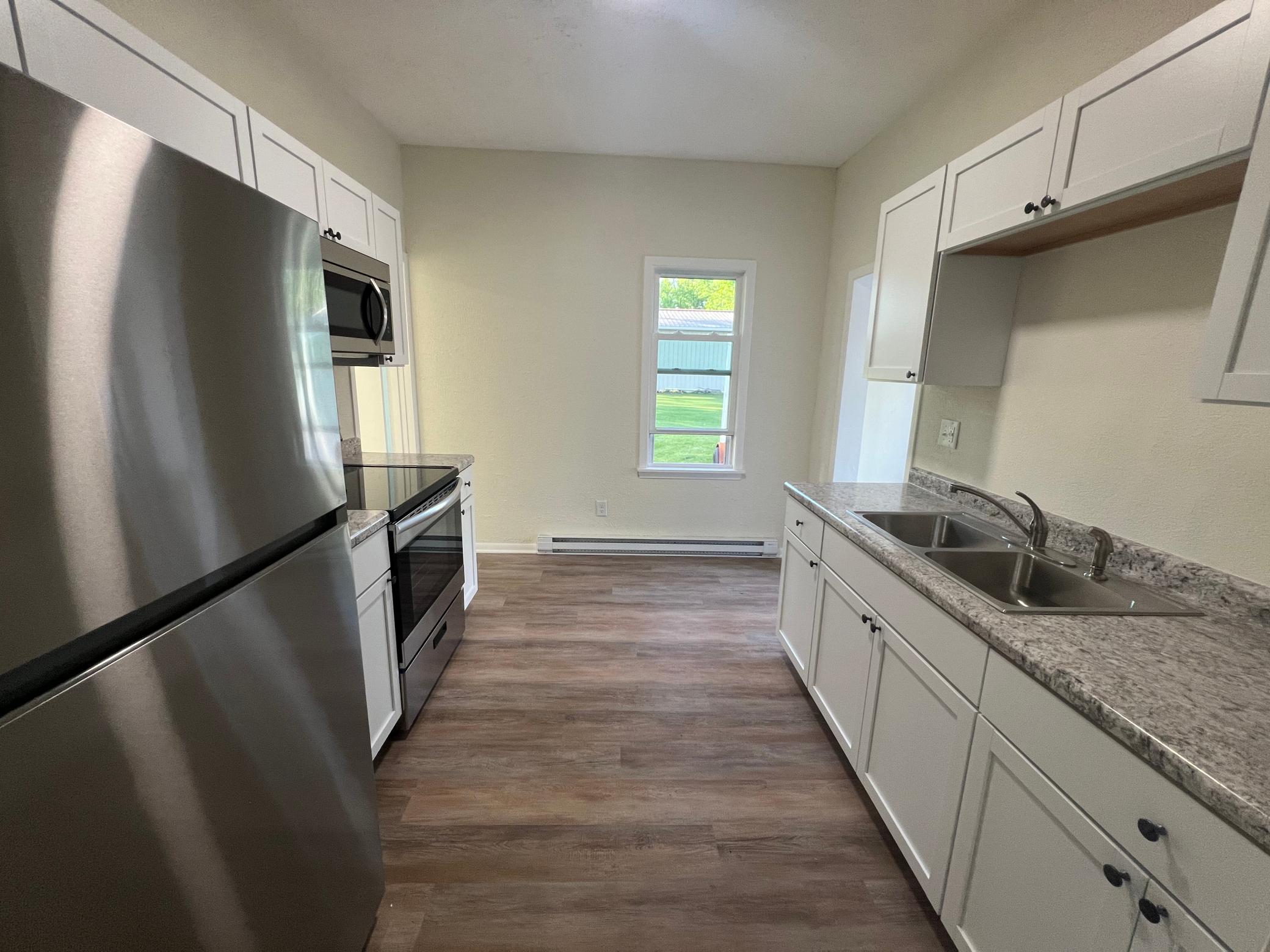 202 W Laurel Street Arco MN 56113