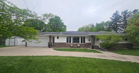 225 Wegener Drive Breckenridge MN 56520