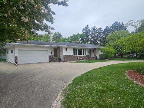 225 Wegener Drive Breckenridge MN 56520