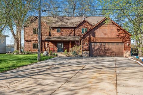 5611 Indiana Avenue N Brooklyn Center MN 55429