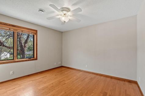 5611 Indiana Avenue N Brooklyn Center MN 55429