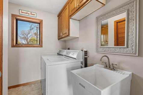 5611 Indiana Avenue N Brooklyn Center MN 55429