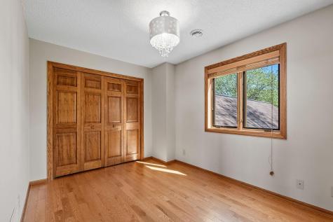 5611 Indiana Avenue N Brooklyn Center MN 55429