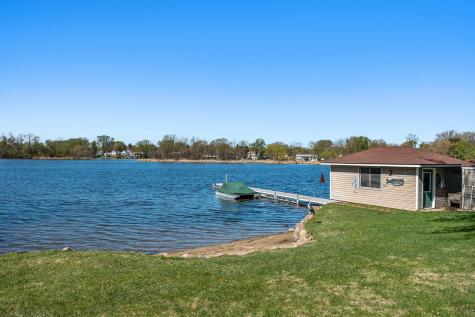 5611 Indiana Avenue N Brooklyn Center MN 55429