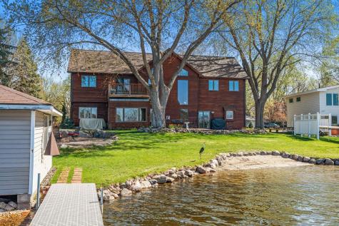 5611 Indiana Avenue N Brooklyn Center MN 55429