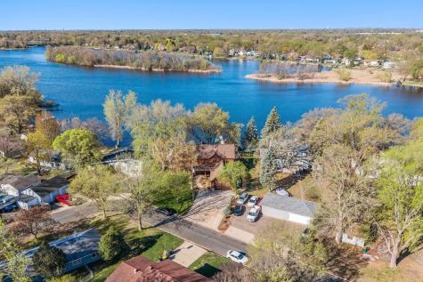 5611 Indiana Avenue N Brooklyn Center MN 55429