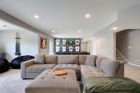 6332 Apple Court Inver Grove Heights MN 55077