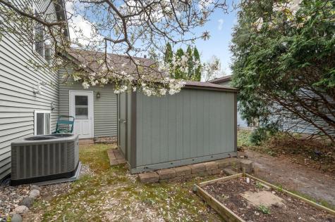 7209 Clear Ridge Hugo MN 55038