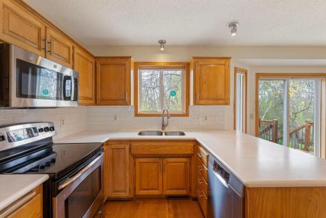 7209 Clear Ridge Hugo MN 55038