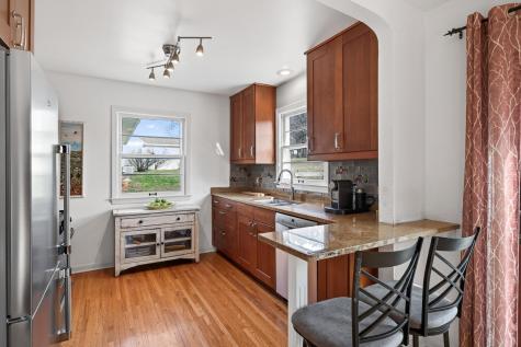 1890 Yorkshire Avenue Saint Paul MN 55116