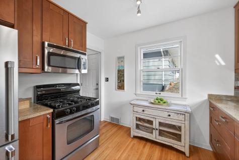 1890 Yorkshire Avenue Saint Paul MN 55116