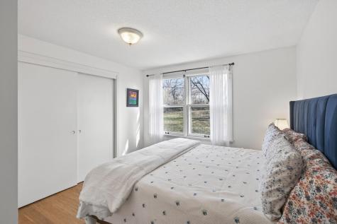 1890 Yorkshire Avenue Saint Paul MN 55116