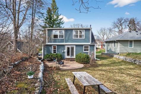 1890 Yorkshire Avenue Saint Paul MN 55116