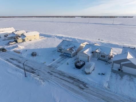 2952 74th Avenue S Fargo ND 58104