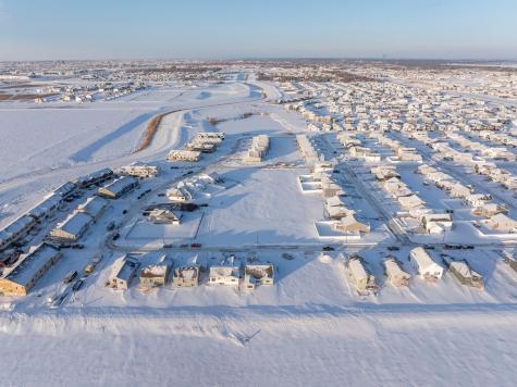 2952 74th Avenue S Fargo ND 58104