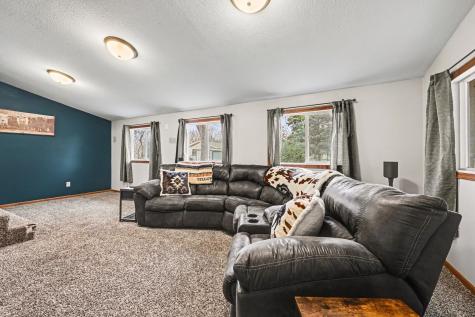 510 N Montgomery Avenue Le Center MN 56057