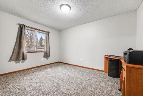 510 N Montgomery Avenue Le Center MN 56057