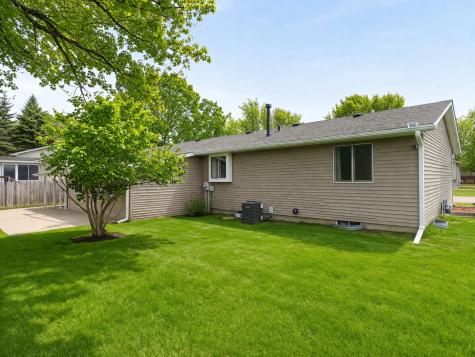 510 N Montgomery Avenue Le Center MN 56057