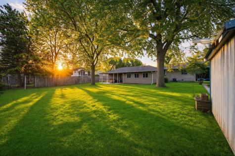 510 N Montgomery Avenue Le Center MN 56057