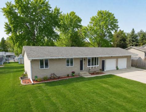 510 N Montgomery Avenue Le Center MN 56057