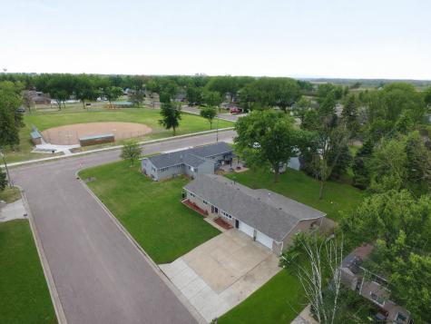 510 N Montgomery Avenue Le Center MN 56057