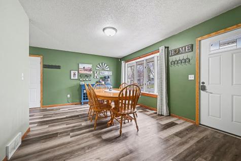 510 N Montgomery Avenue Le Center MN 56057
