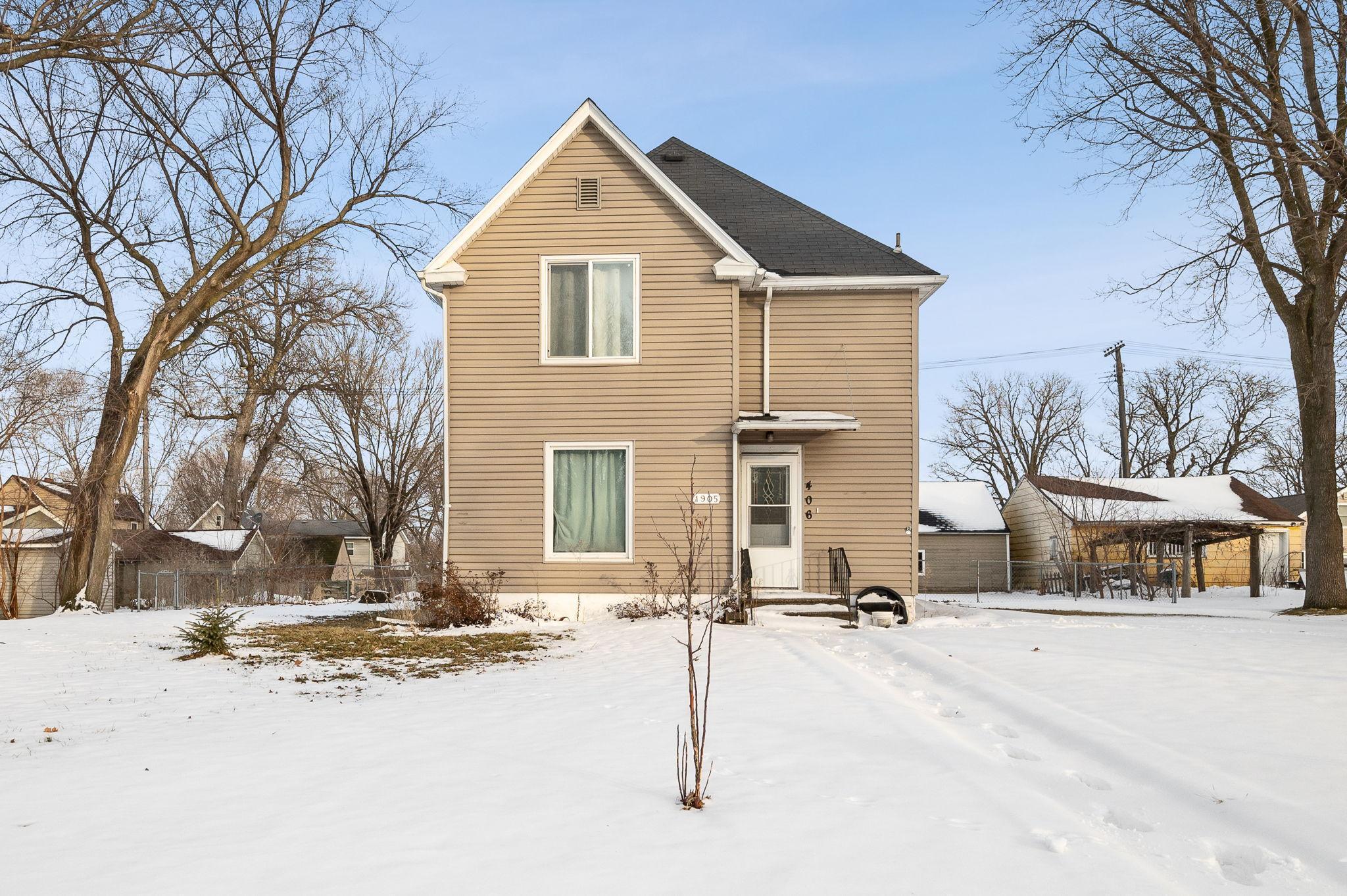 406 E Ciro Street Truman MN 56088