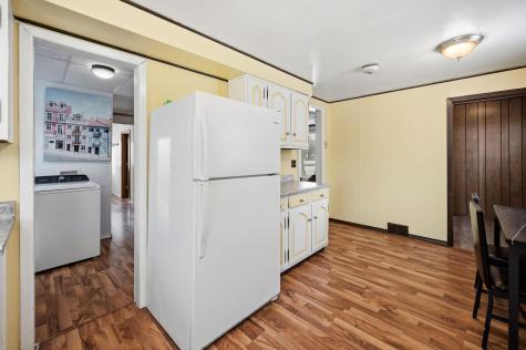 406 E Ciro Street Truman MN 56088