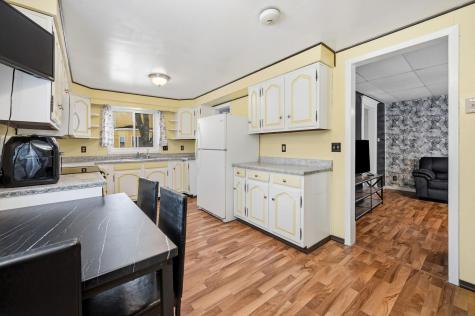 406 E Ciro Street Truman MN 56088