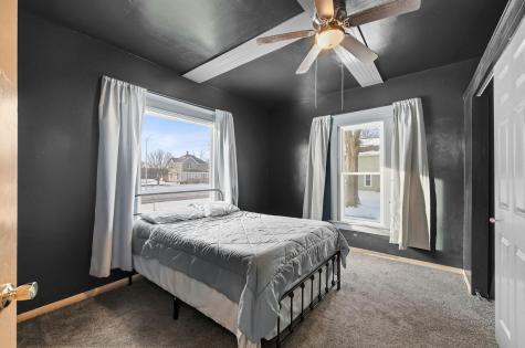 406 E Ciro Street Truman MN 56088