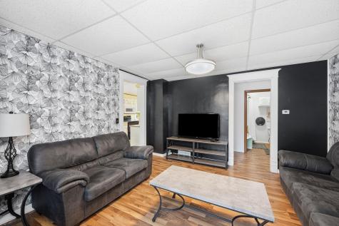 406 E Ciro Street Truman MN 56088