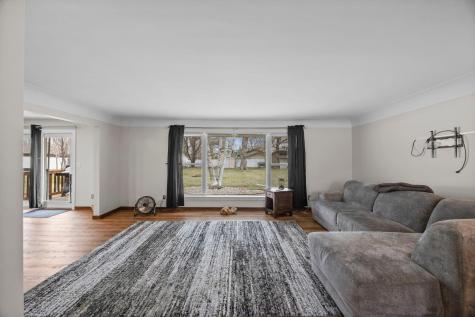 1045 Jorgenson Street SE Hutchinson MN 55350