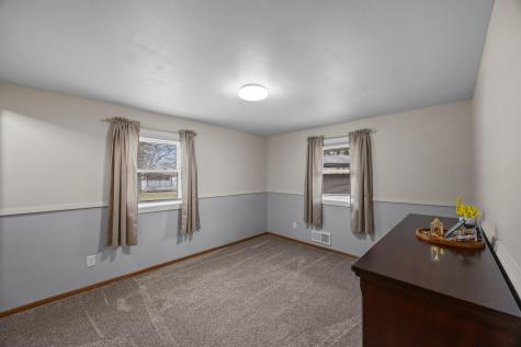 1045 Jorgenson Street SE Hutchinson MN 55350