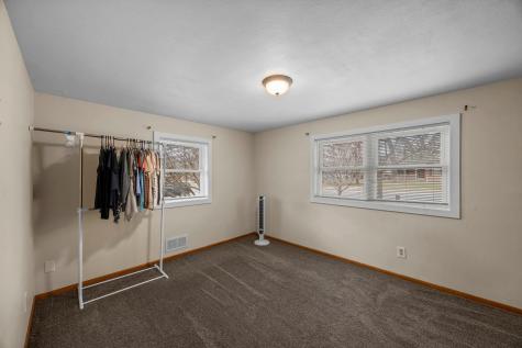 1045 Jorgenson Street SE Hutchinson MN 55350