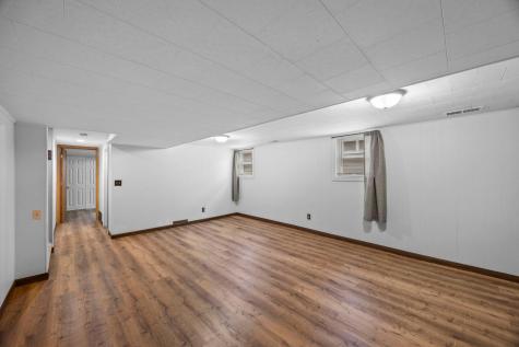 1045 Jorgenson Street SE Hutchinson MN 55350