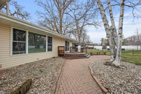 1045 Jorgenson Street SE Hutchinson MN 55350