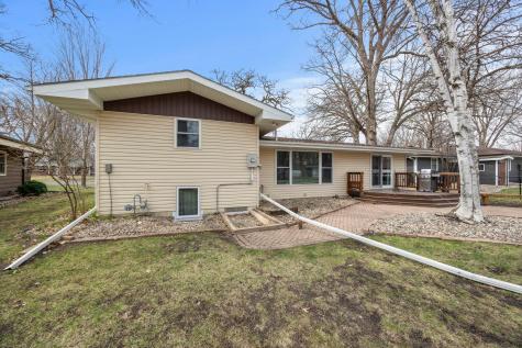 1045 Jorgenson Street SE Hutchinson MN 55350